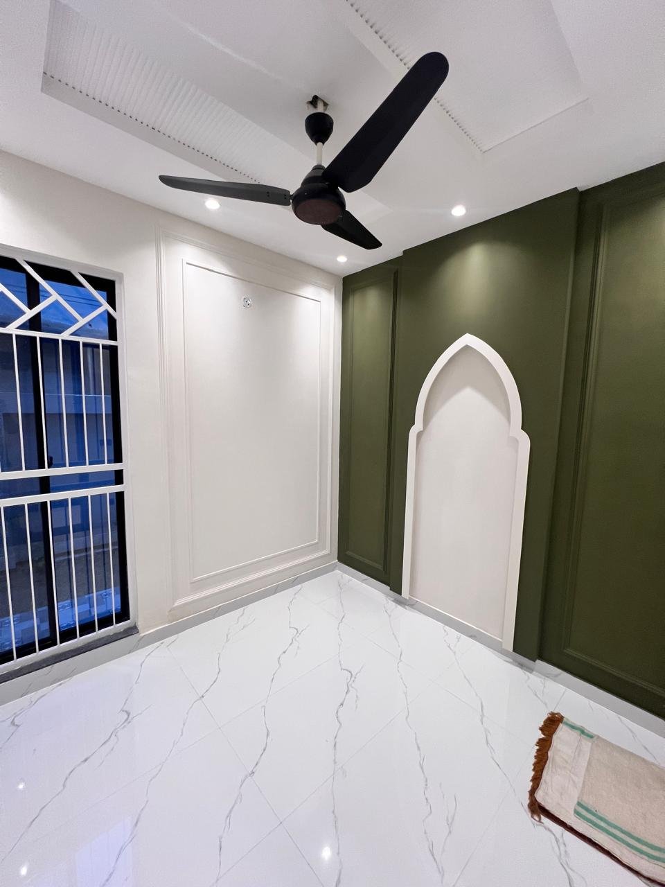 Commercial architectural project in Lahore by Bricks and Build